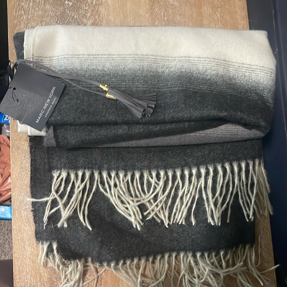 Marc New York Wrap
